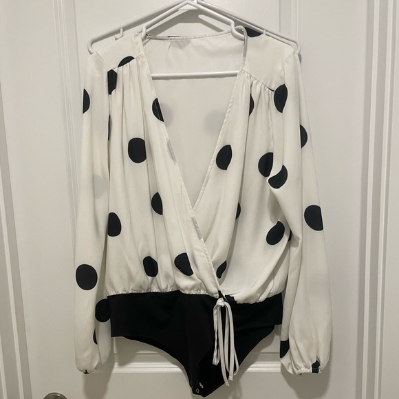 NEGOTABLE PRICE LIKE NEW CONDITION - Picture 2 of 2